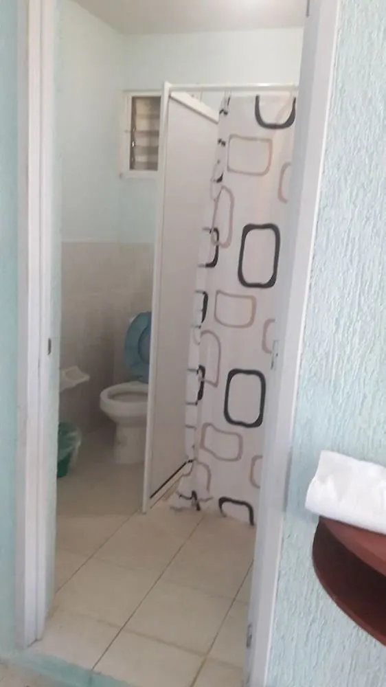 Hotel Ma Elena Isla Mujeres 2*,  México